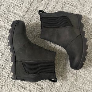 SOREL Black Joan of Artic Wedge Boot Black Womens 8.5